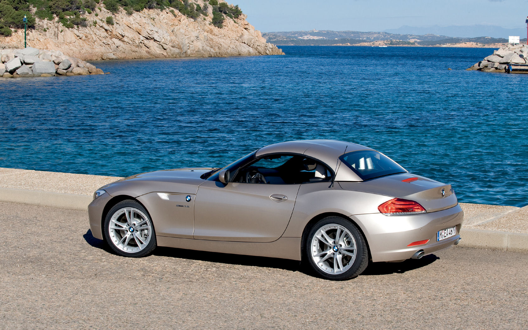 BMW Z4 Desktop Wallpaper