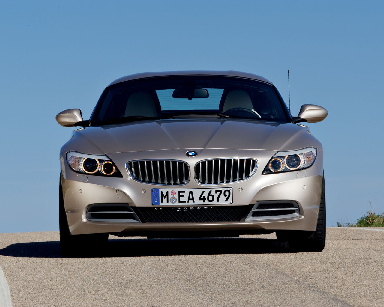 BMW Z4 Desktop Wallpaper