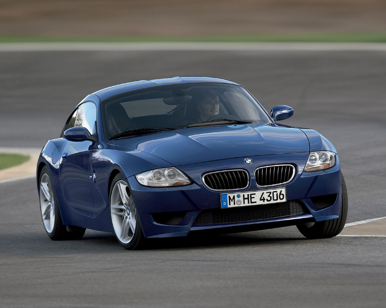 BMW Z4 Desktop Wallpaper