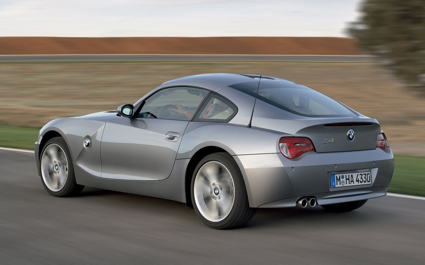 BMW Z4 Desktop Wallpaper