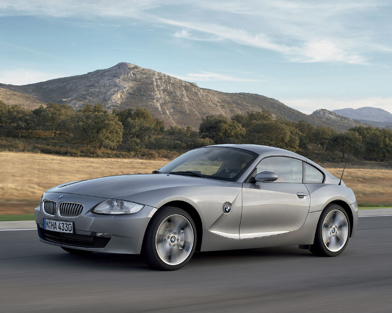 BMW Z4 Desktop Wallpaper