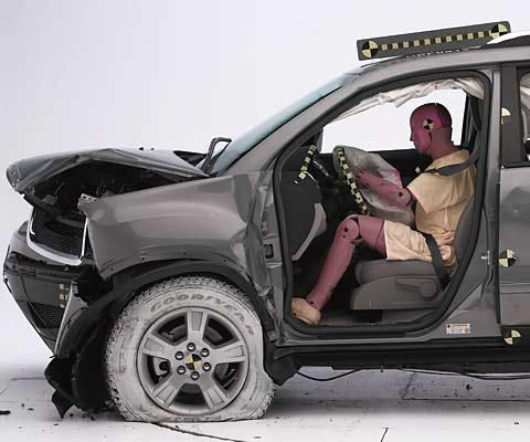 2009 Buick Enclave IIHS Frontal Impact Crash Test Picture