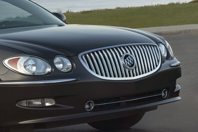 2008 Buick LaCrosse Super Headlights Picture