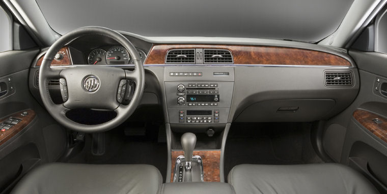 2009 Buick LaCrosse Cockpit Picture