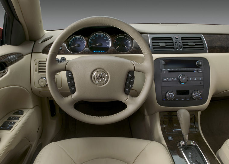 2009 Buick Lucerne Cockpit Picture