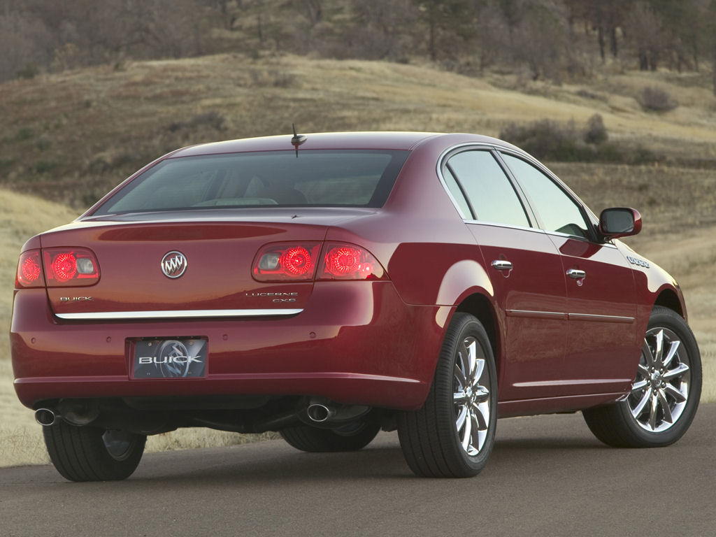 Buick Lucerne Desktop Wallpaper