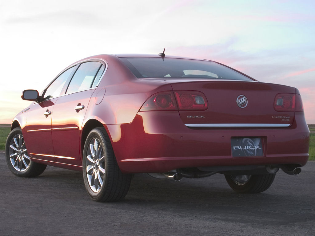 Buick Lucerne Desktop Wallpaper