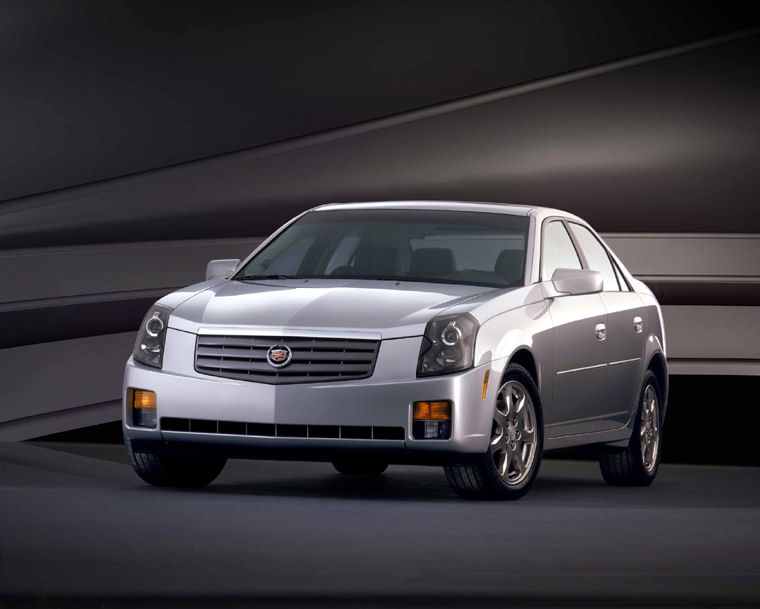 2004 Cadillac CTS Picture