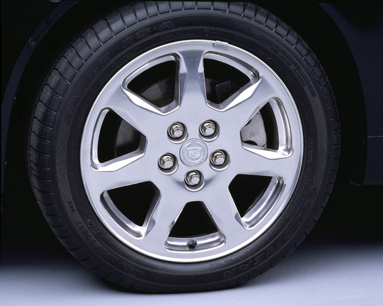 2004 Cadillac CTS Rim Picture