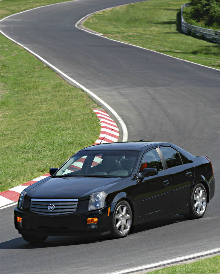 2004 Cadillac CTS Picture