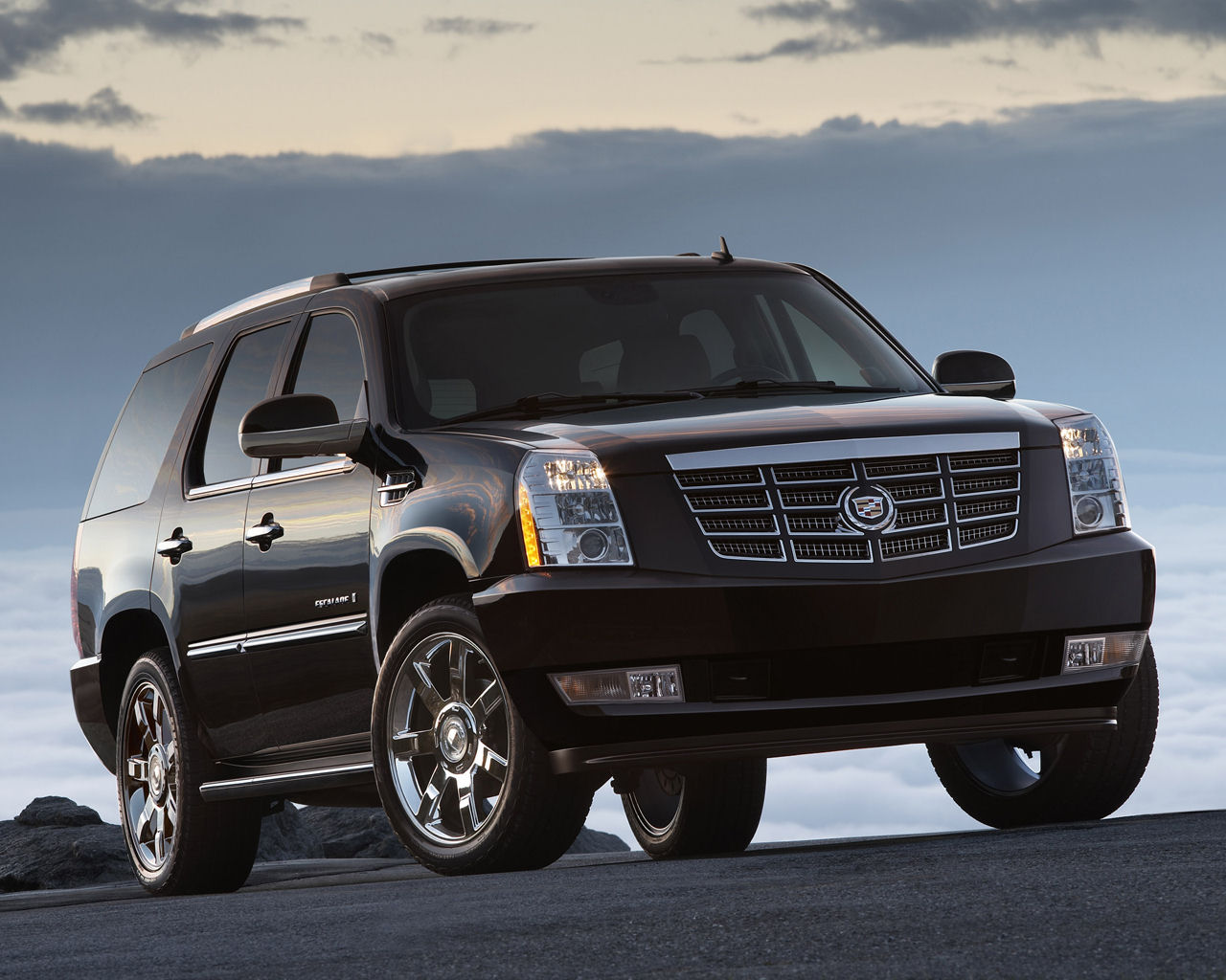 Cadillac Escalade Desktop Wallpaper