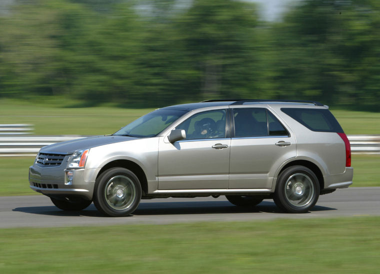 2004 Cadillac SRX Picture