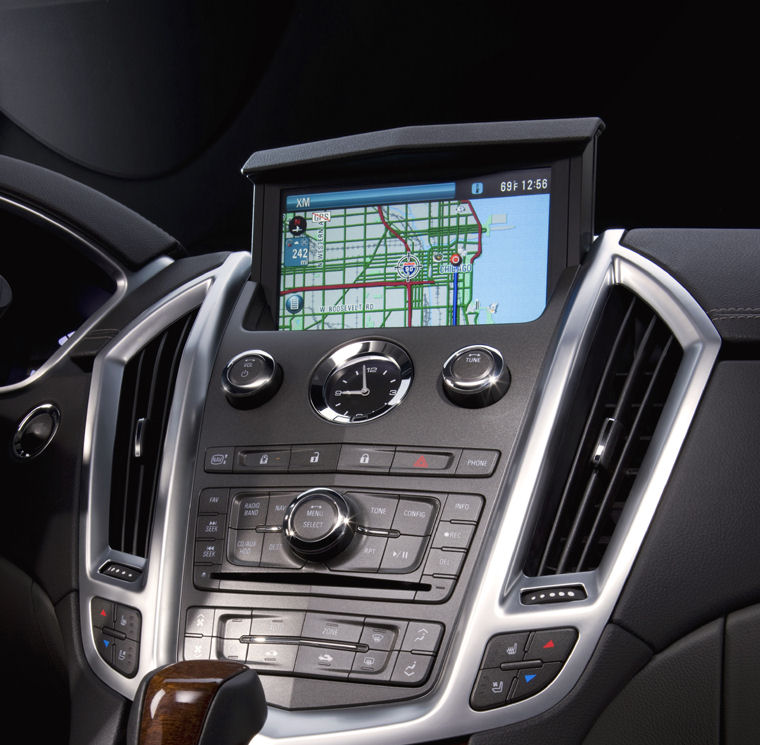 2010 Cadillac SRX Center Stack Picture