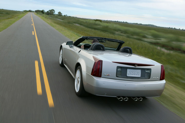 2008 Cadillac XLR-V Picture