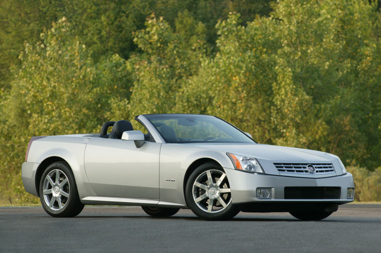 2008 Cadillac XLR Picture