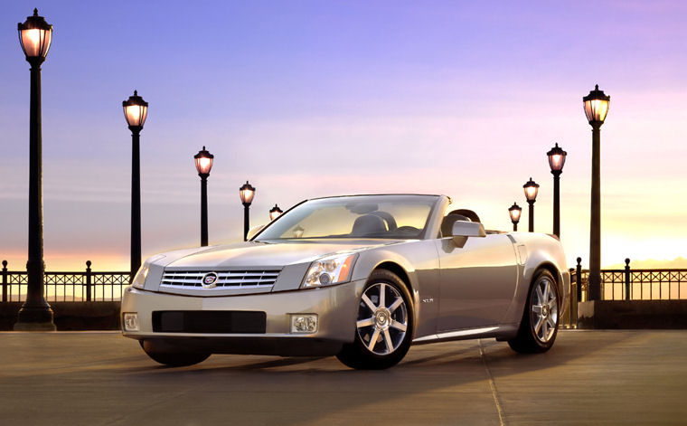 2008 Cadillac XLR Picture