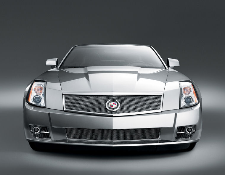 2009 Cadillac XLR-V Picture