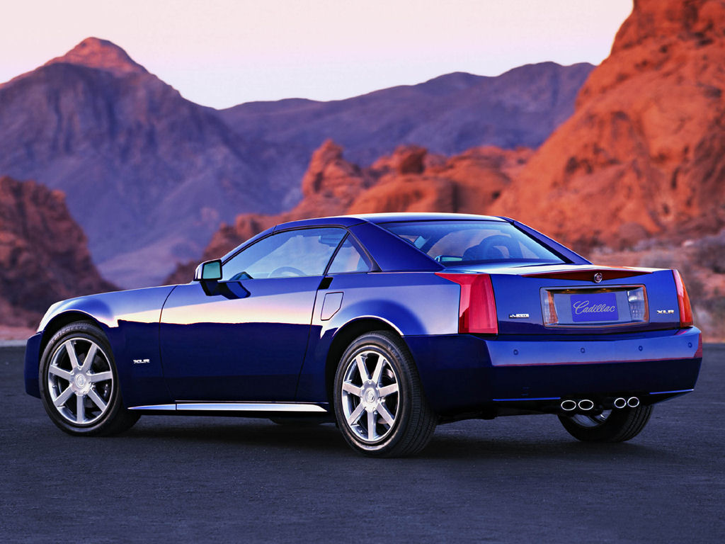 Cadillac XLR Desktop Wallpaper