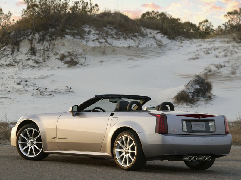 Cadillac XLR Desktop Wallpaper