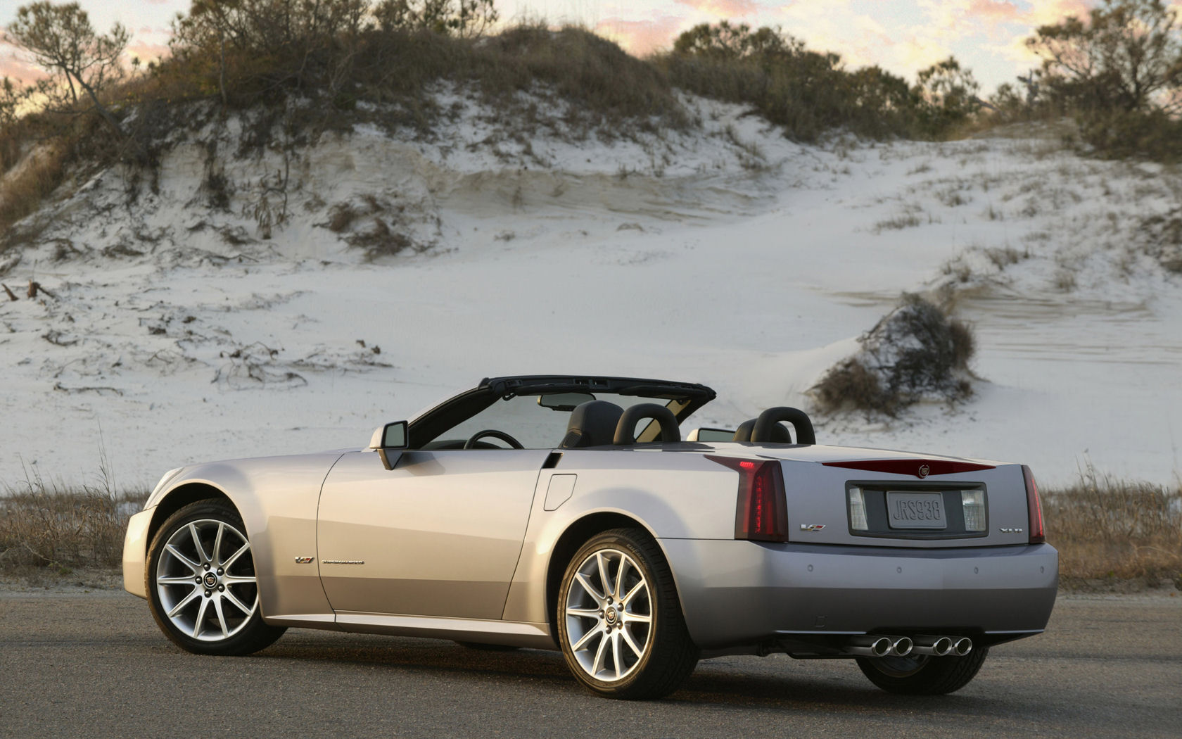 Cadillac XLR Desktop Wallpaper