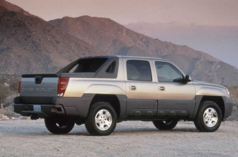 2004 Chevrolet Avalanche Picture