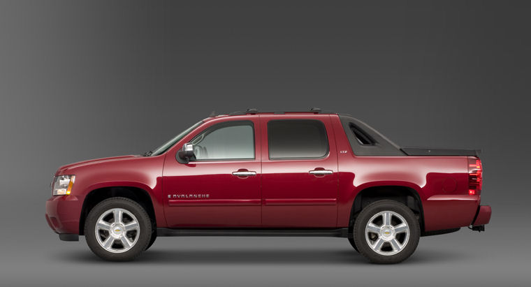 2009 Chevrolet Avalanche Picture