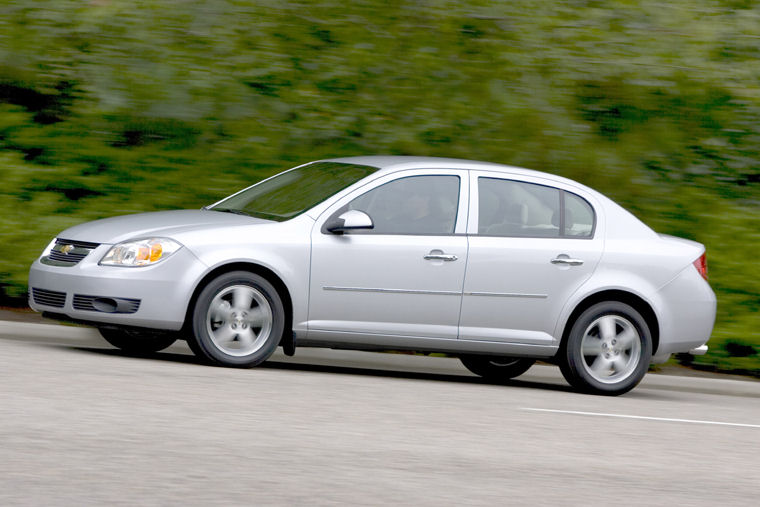 2005 Chevrolet (Chevy) Cobalt LT Sedan Picture