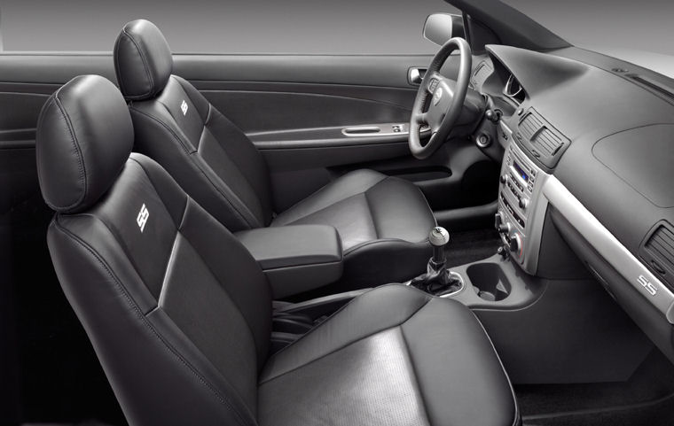 2007 Chevrolet (Chevy) Cobalt SS Supercharged Front Seats Picture