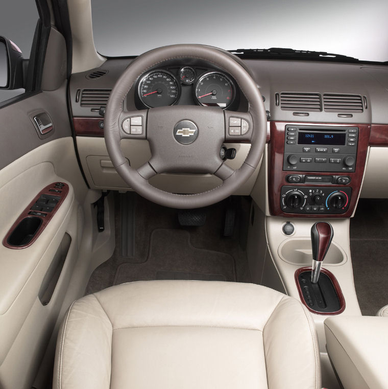 2008 Chevrolet Cobalt Sedan Cockpit Picture Pic Image