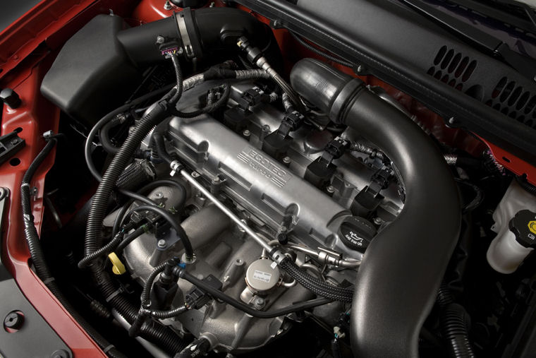 2009 Chevrolet Cobalt SS 2.0L 4-cylinder Turbo Engine Picture