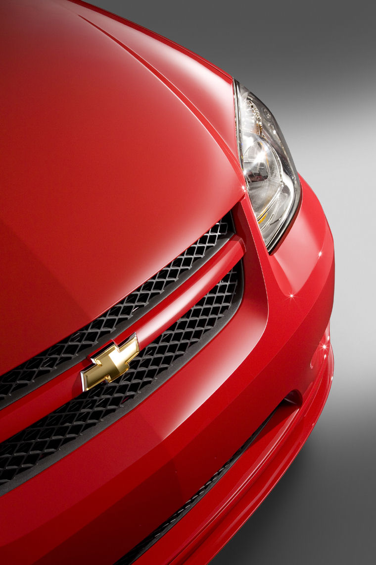 2009 Chevrolet Cobalt Coupe SS Turbo Grille Picture