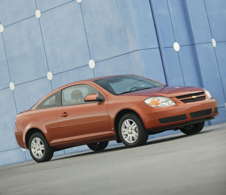 2010 Chevrolet Cobalt Coupe Picture