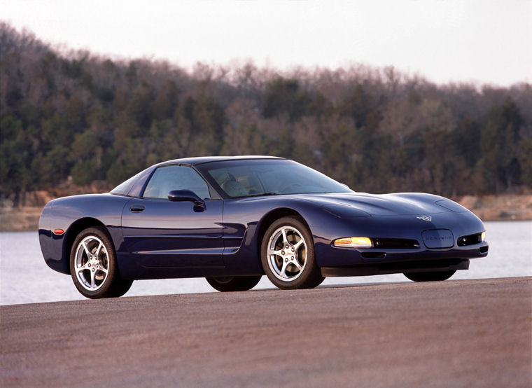 2004 Chevrolet Corvette Commemorative Edition Coupe Picture