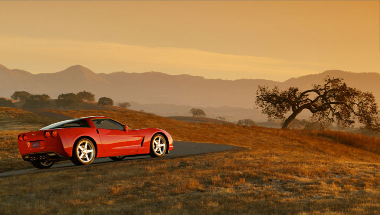 2005 Chevrolet Corvette Coupe Picture