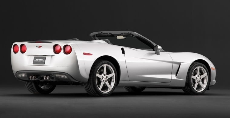 2005 Chevrolet Corvette Convertible Picture