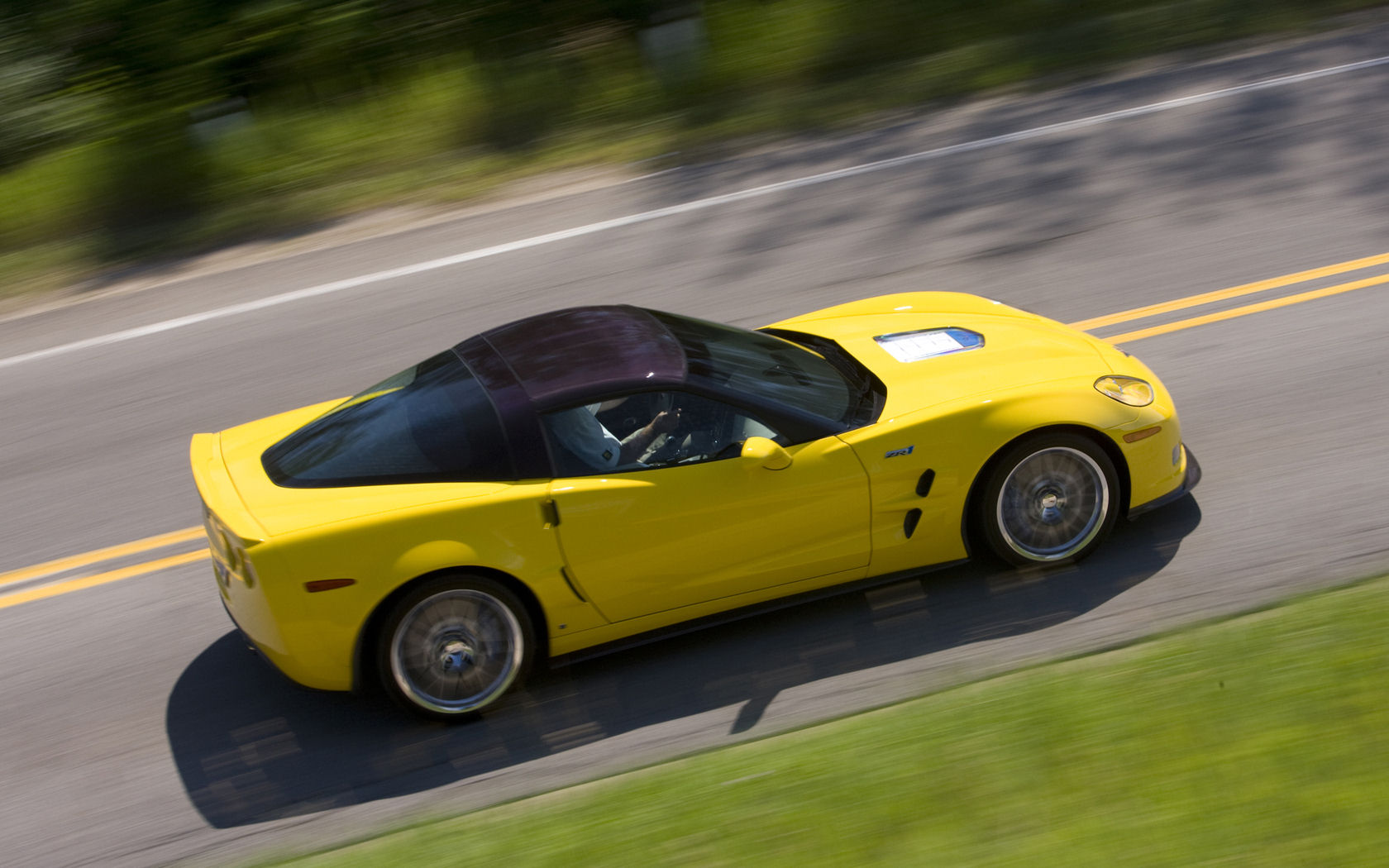 Chevrolet Corvette Desktop Wallpaper