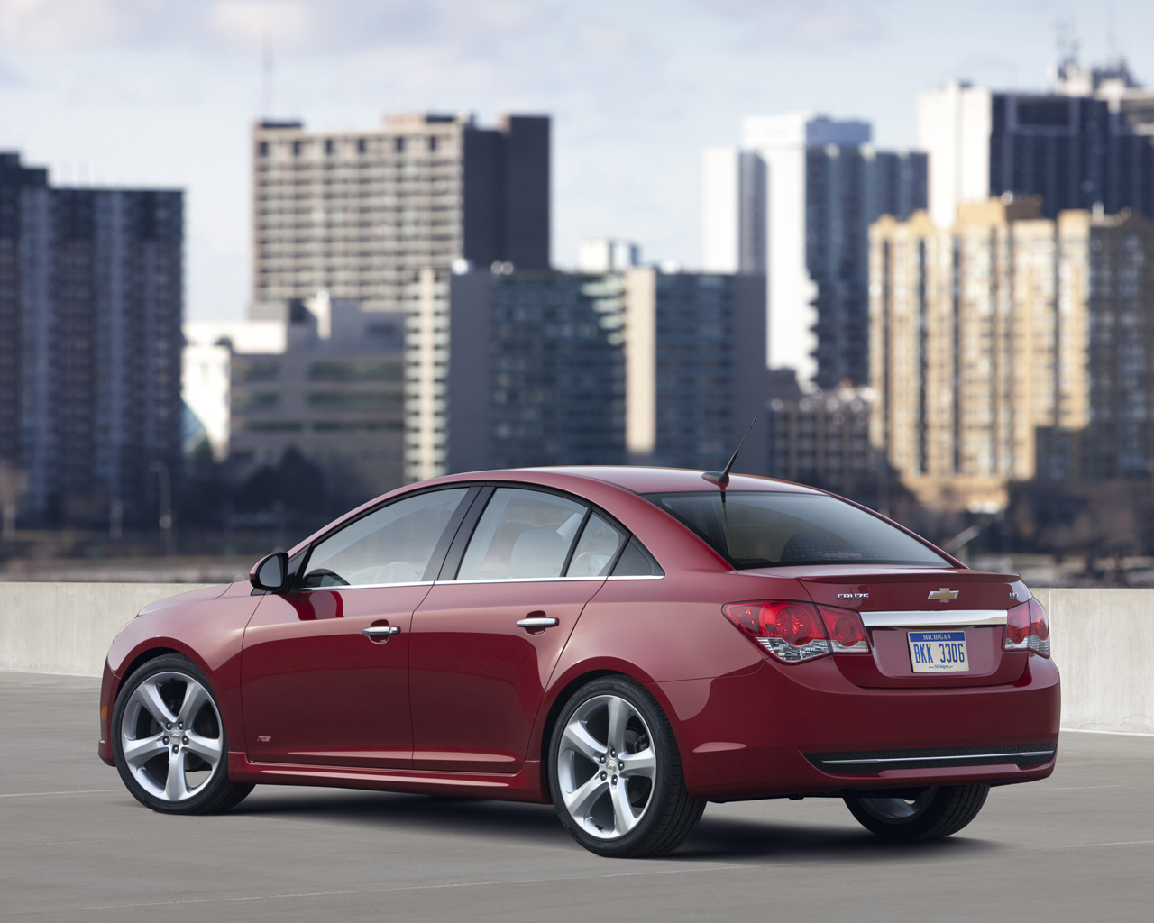 Chevrolet Cruze Desktop Wallpaper