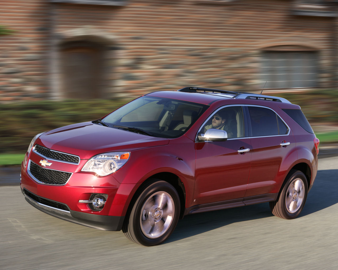 Chevrolet Equinox Desktop Wallpaper