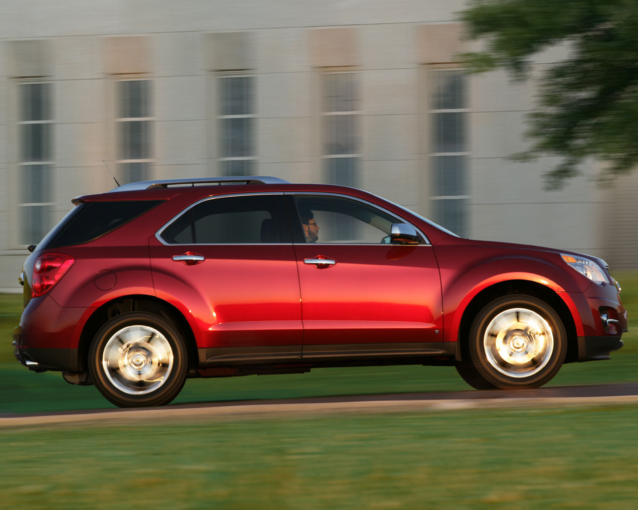 Chevrolet Equinox Desktop Wallpaper