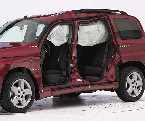 2009 Chevrolet HHR IIHS Side Impact Crash Test Picture