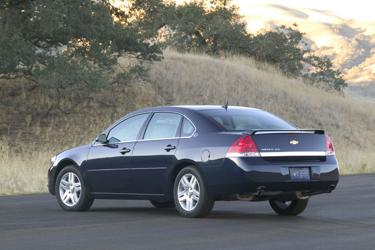 2008 Chevrolet Impala LTZ Picture