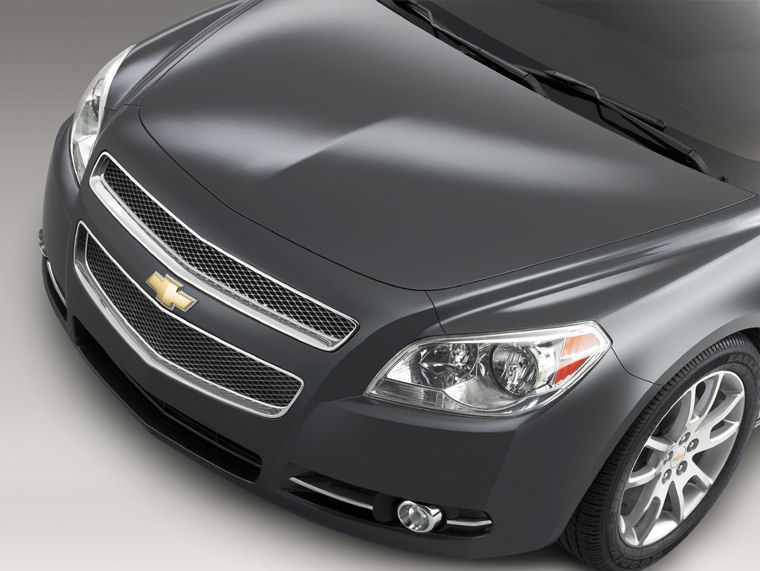 2008 Chevrolet (Chevy) Malibu LTZ Headlight Picture