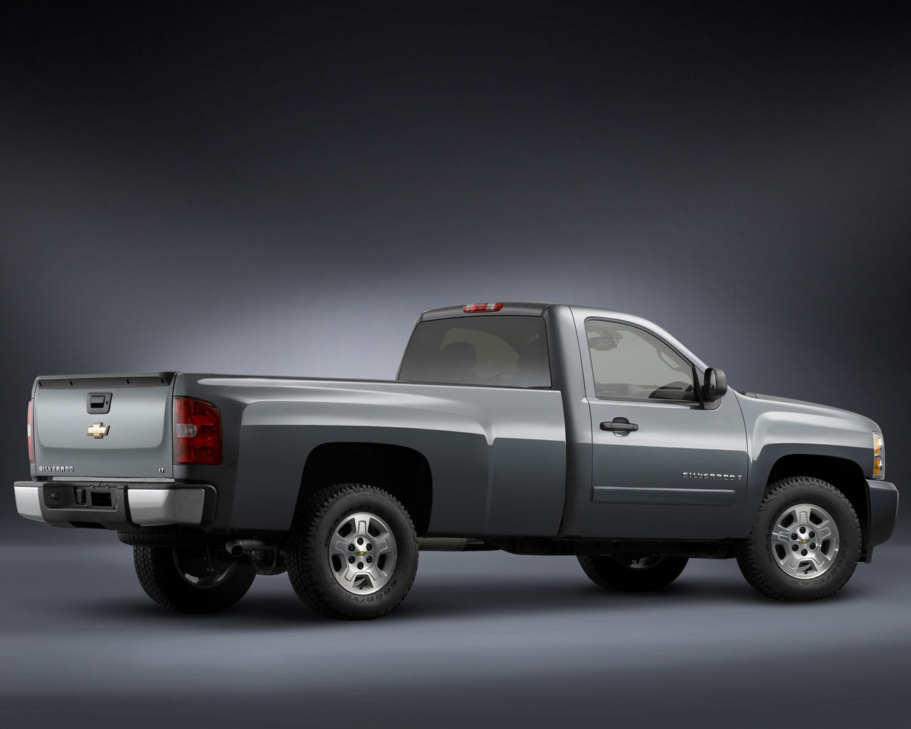 Chevrolet Silverado 1500 Desktop Wallpaper