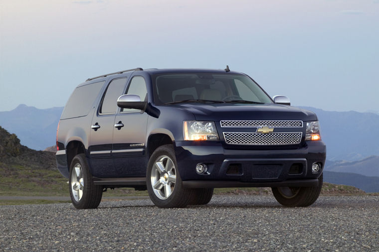 2008 Chevrolet Suburban 1500 Picture