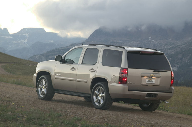 2008 Chevrolet Tahoe LTZ Picture