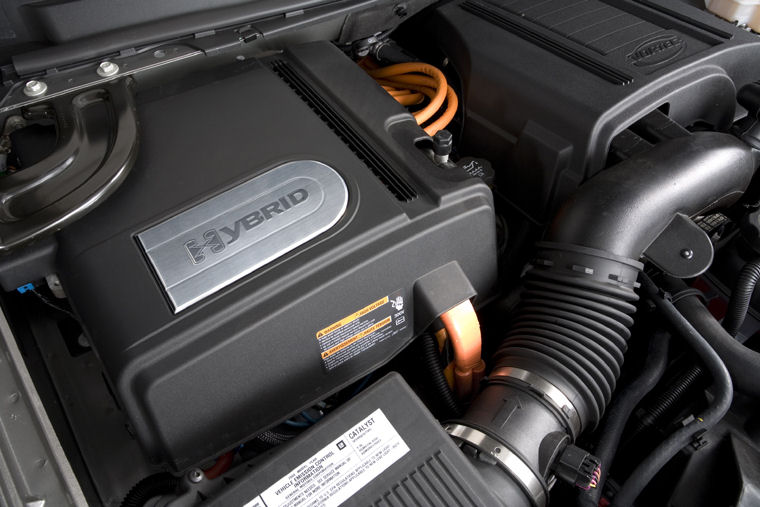 2008 Chevrolet Tahoe Hybrid 6.0L V8 Engine Picture