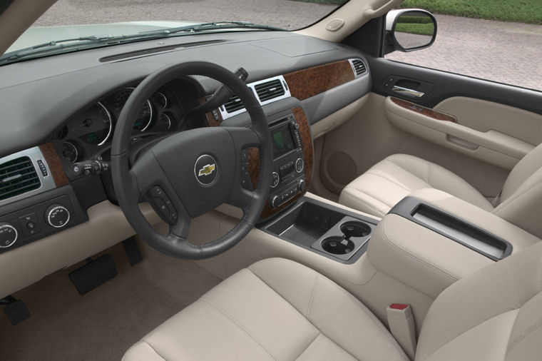 2009 Chevrolet Tahoe Ltz Interior Picture Pic Image