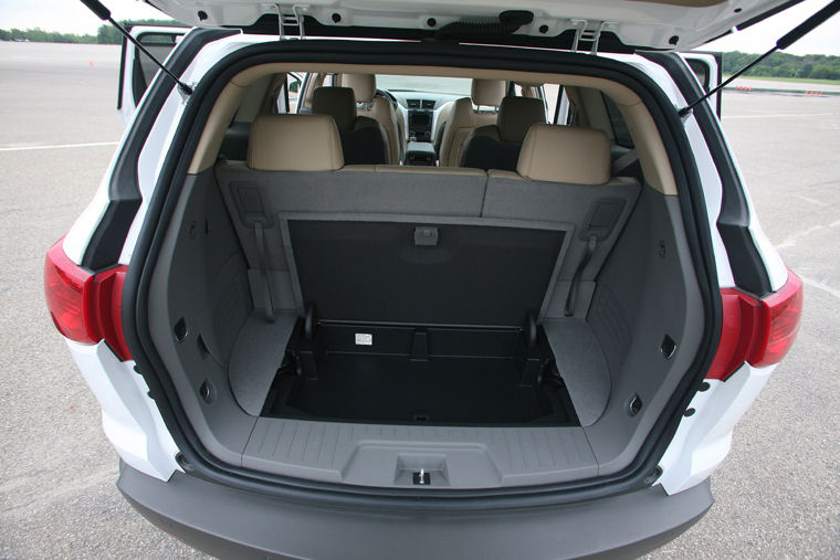 2009 Chevrolet Traverse Trunk Picture