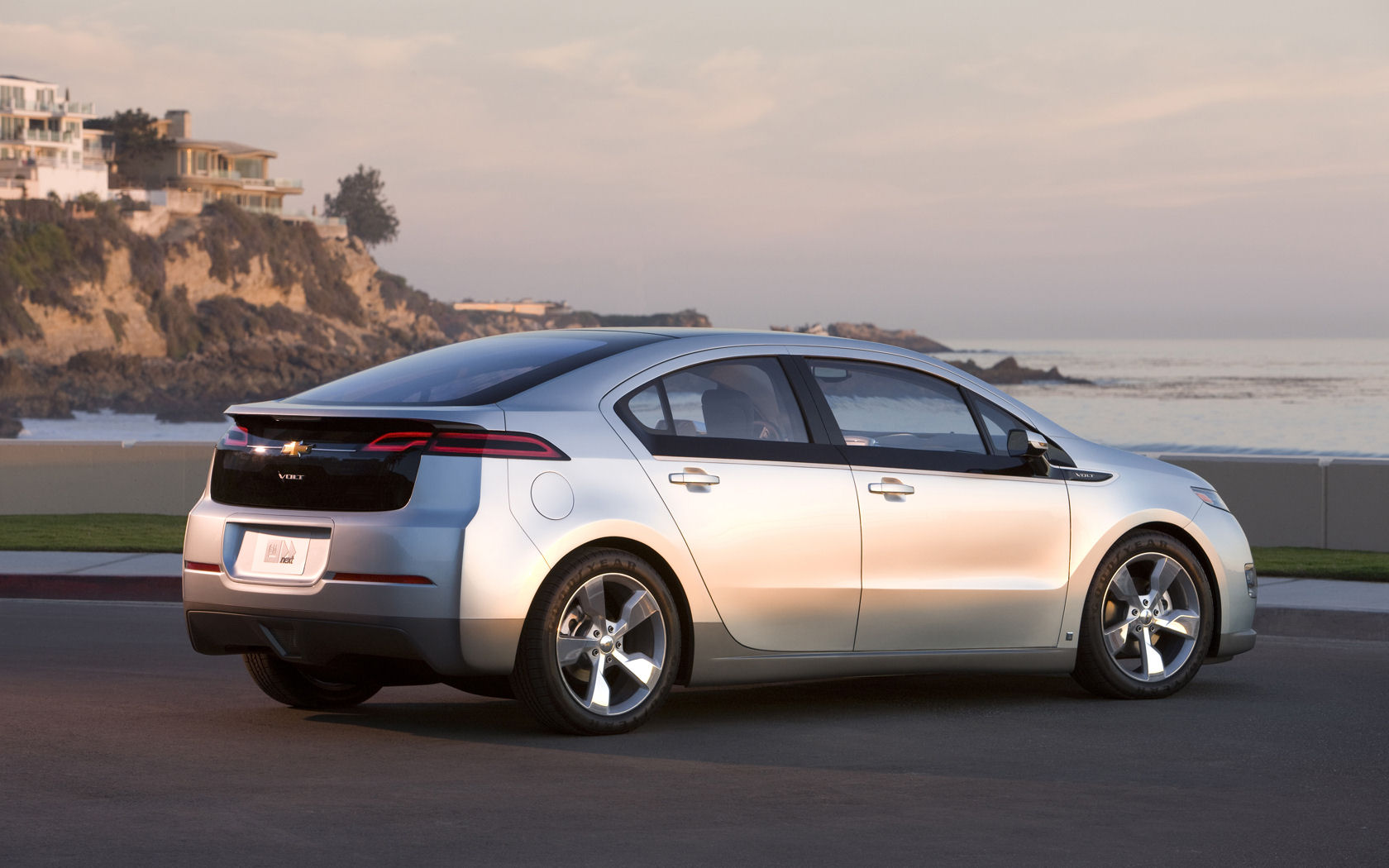 Chevrolet Volt Desktop Wallpaper