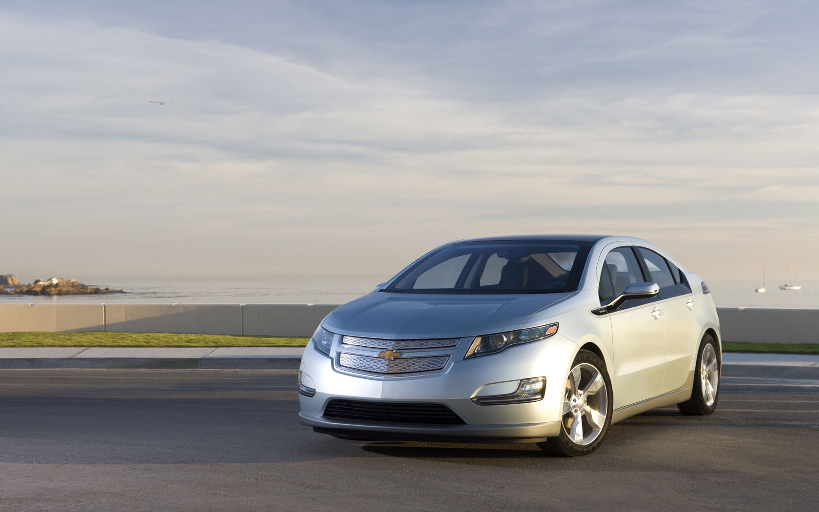 Chevrolet Volt Desktop Wallpaper